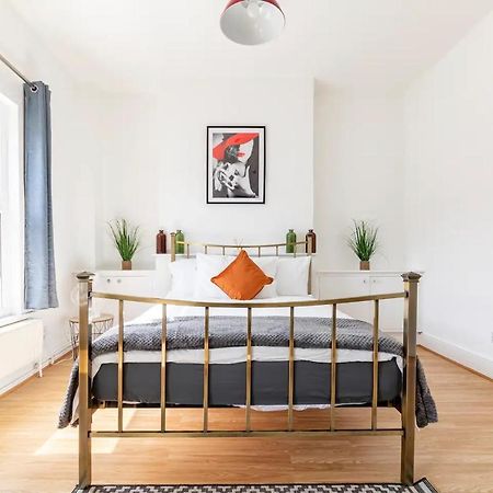 Large, Bright And Spacious 3 Bed Flat In London Ngoại thất bức ảnh